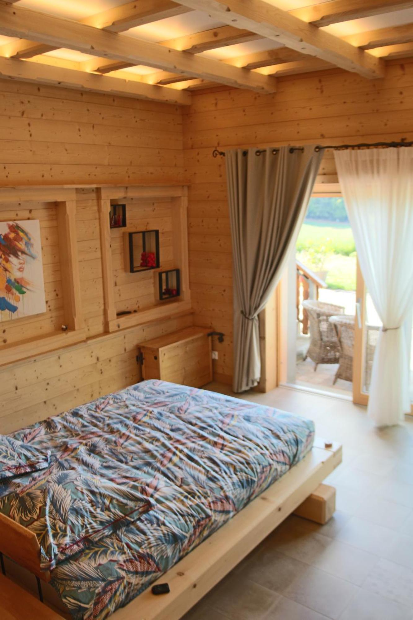 Les Abeilles Bed & Breakfast Romont Екстериор снимка